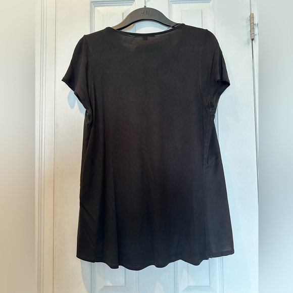 Black silky comma blouse - Picture 2 of 3